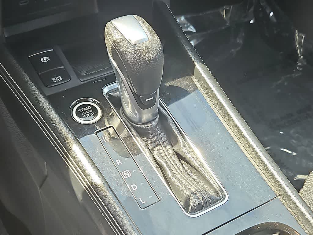 Thumbnail: 2023 Nissan Kicks - 15