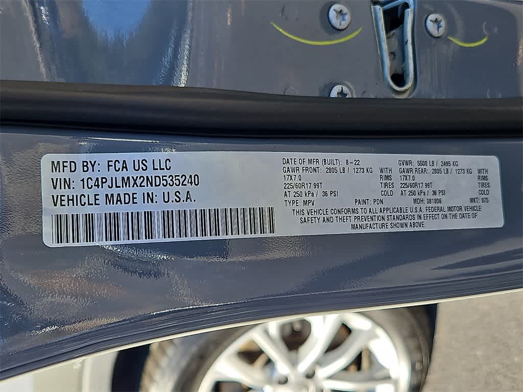 Thumbnail: 2022 Jeep Cherokee - 24