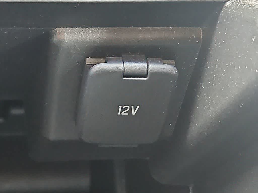 Thumbnail: 2019 Ford Edge - 25