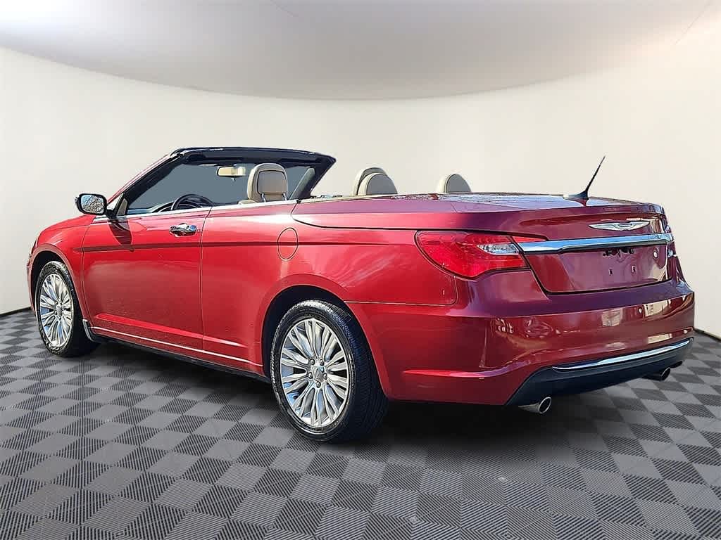 Thumbnail: 2011 Chrysler 200 - 5