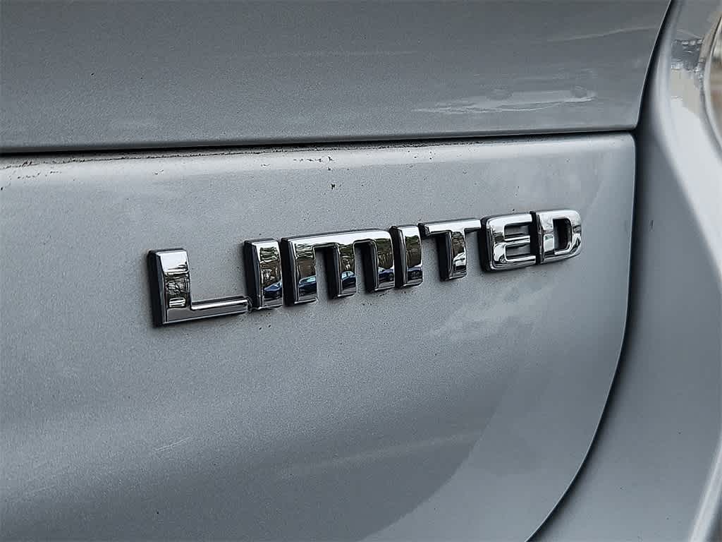 Thumbnail: 2022 Jeep Grand Cherokee - 32