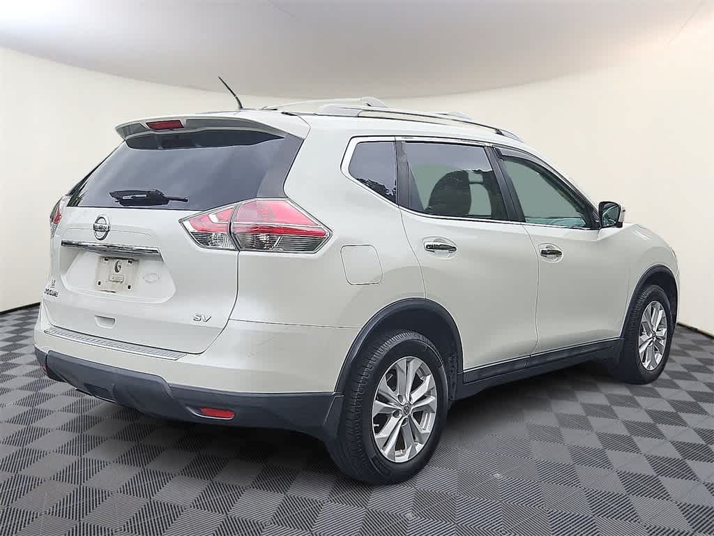 Thumbnail: 2016 Nissan Rogue - 4