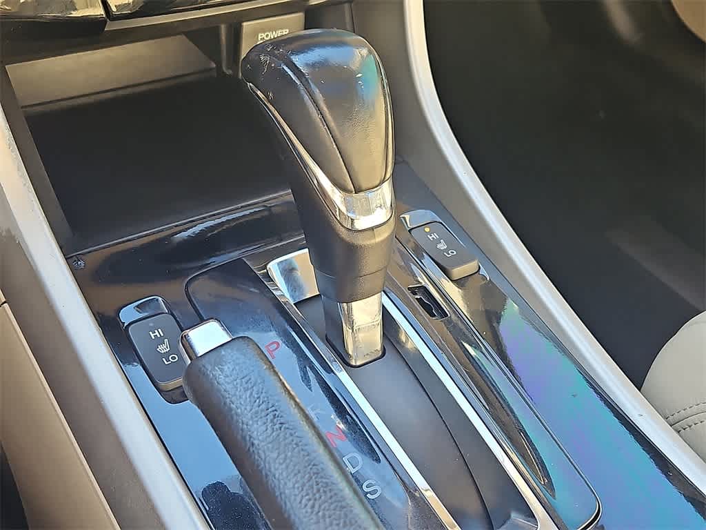 Thumbnail: 2016 Honda Accord - 12