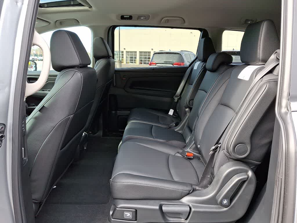 Thumbnail: 2026 Honda Odyssey - 8