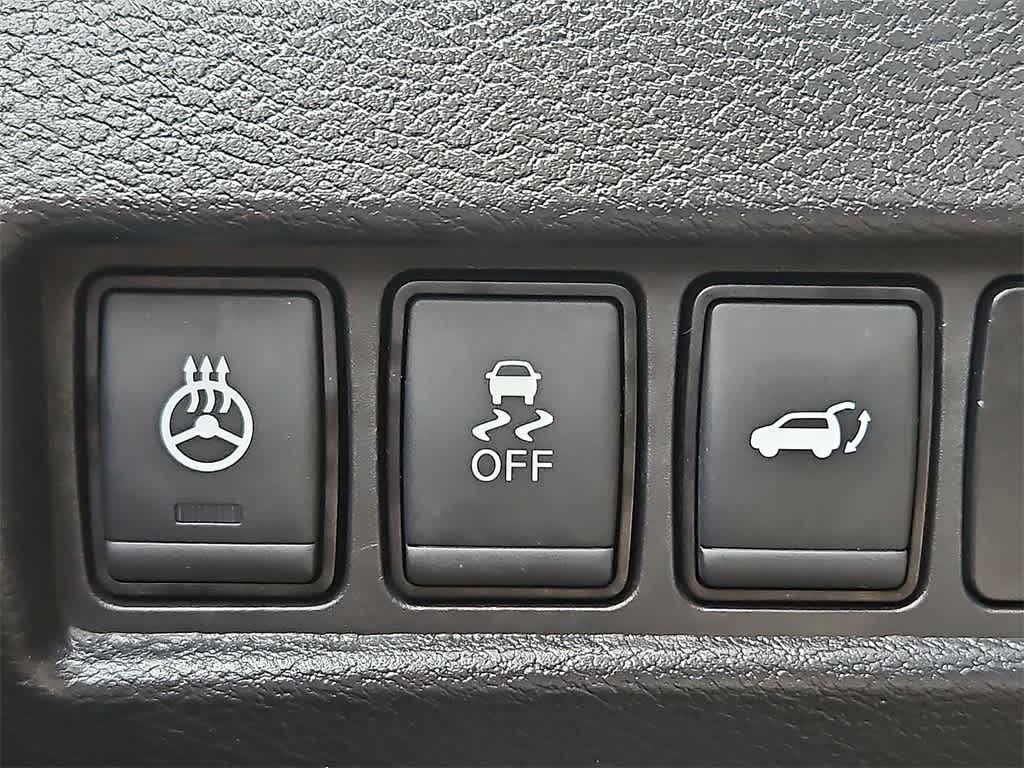 Thumbnail: 2017 Nissan Murano - 22