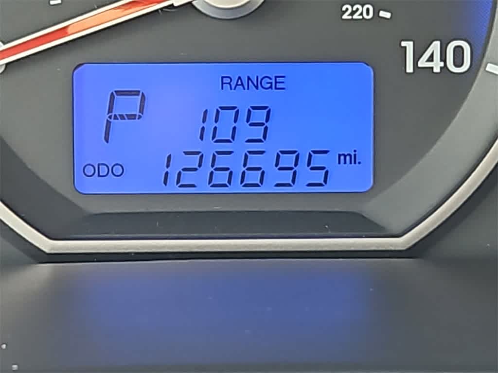 Thumbnail: 2012 Hyundai Santa Fe - 19