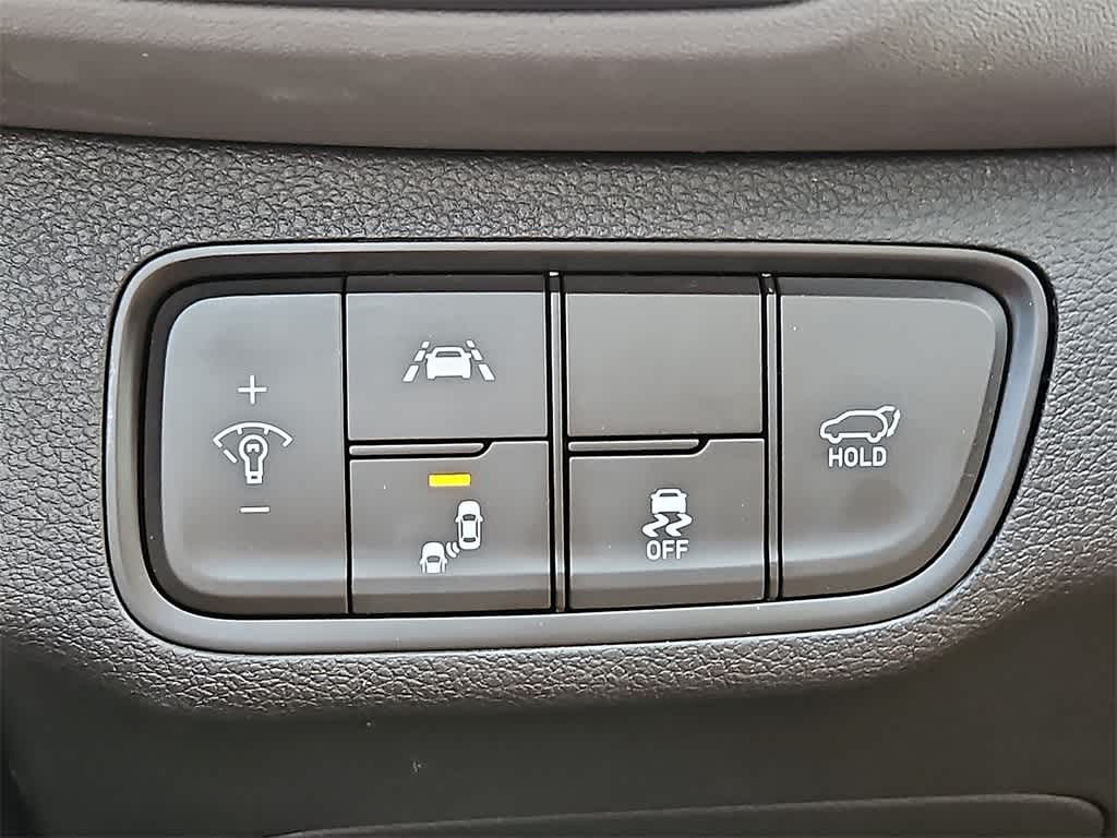 Thumbnail: 2019 Hyundai Santa Fe - 25