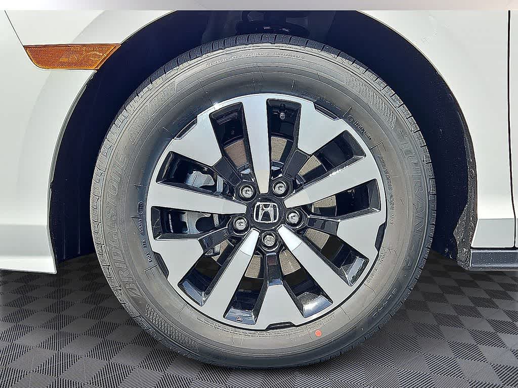 Thumbnail: 2026 Honda Odyssey - 5