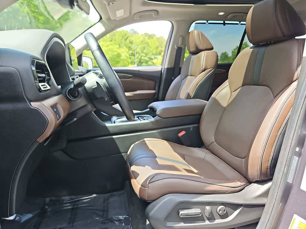 Thumbnail: 2025 Honda Pilot - 14