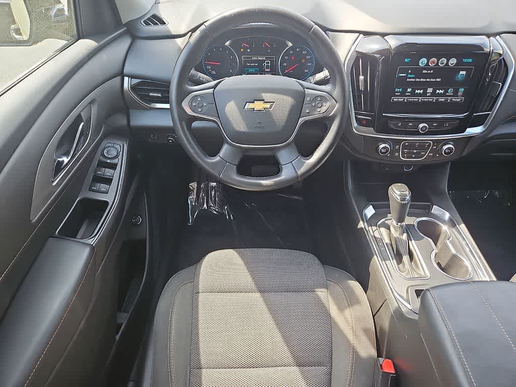 Thumbnail: 2018 Chevrolet Traverse - 13