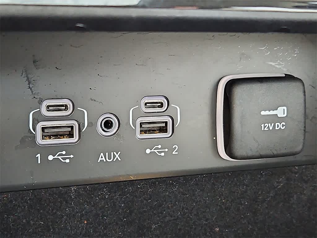 Thumbnail: 2022 Jeep Grand Cherokee - 26