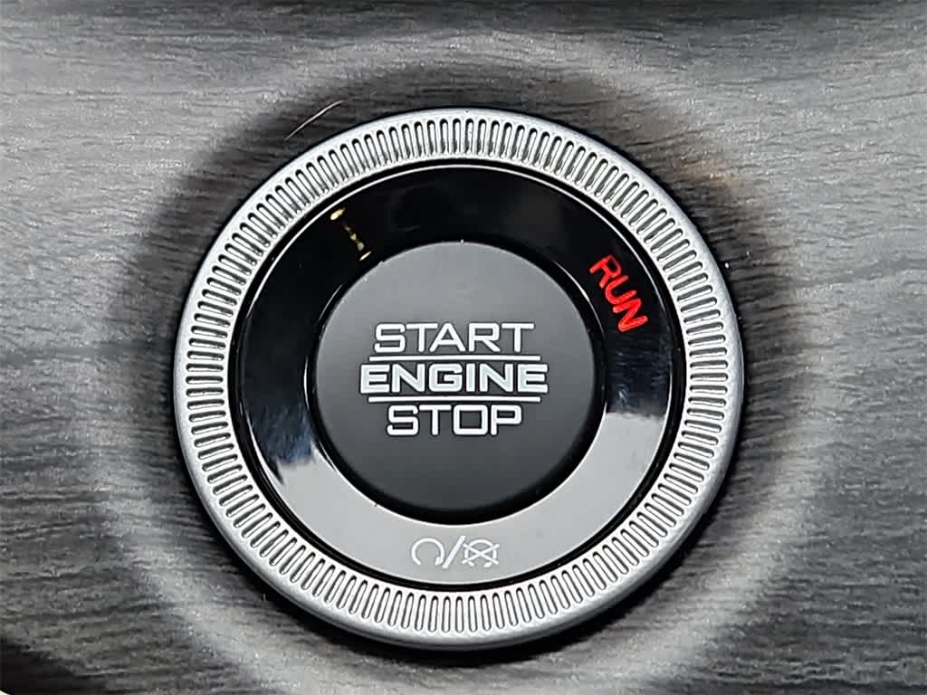 Thumbnail: 2022 Jeep Grand Cherokee - 25