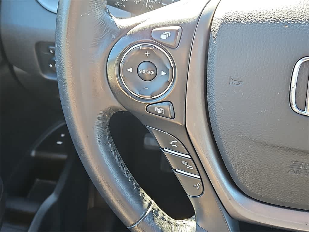 Thumbnail: 2018 Honda Pilot - 18