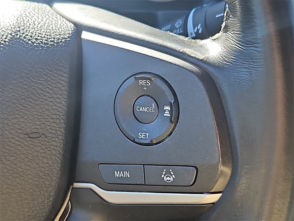 Thumbnail: 2019 Honda Pilot - 18