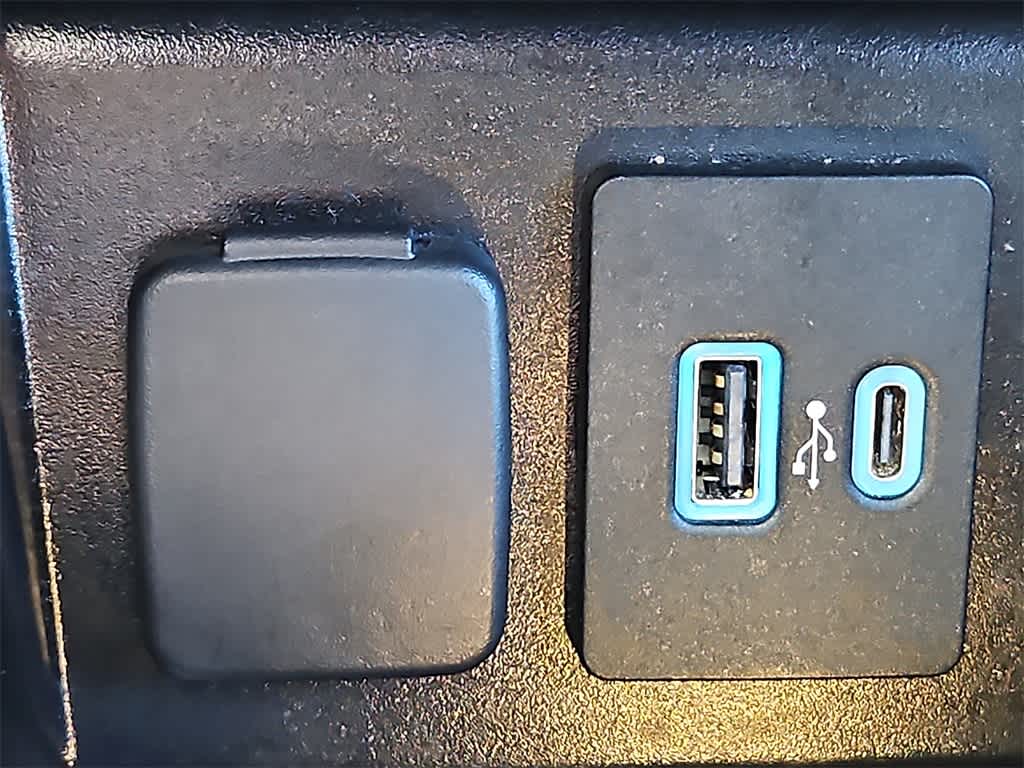 Thumbnail: 2021 Ford Explorer - 20