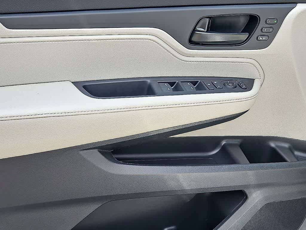 Thumbnail: 2026 Honda Odyssey - 10