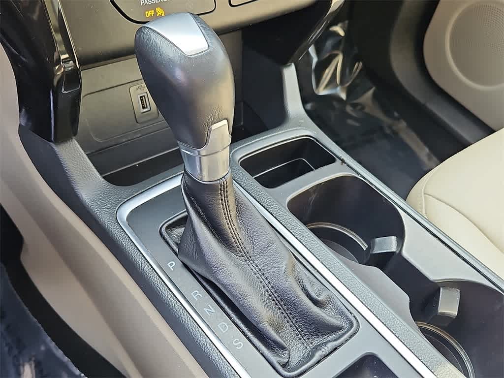 Thumbnail: 2017 Ford Escape - 15