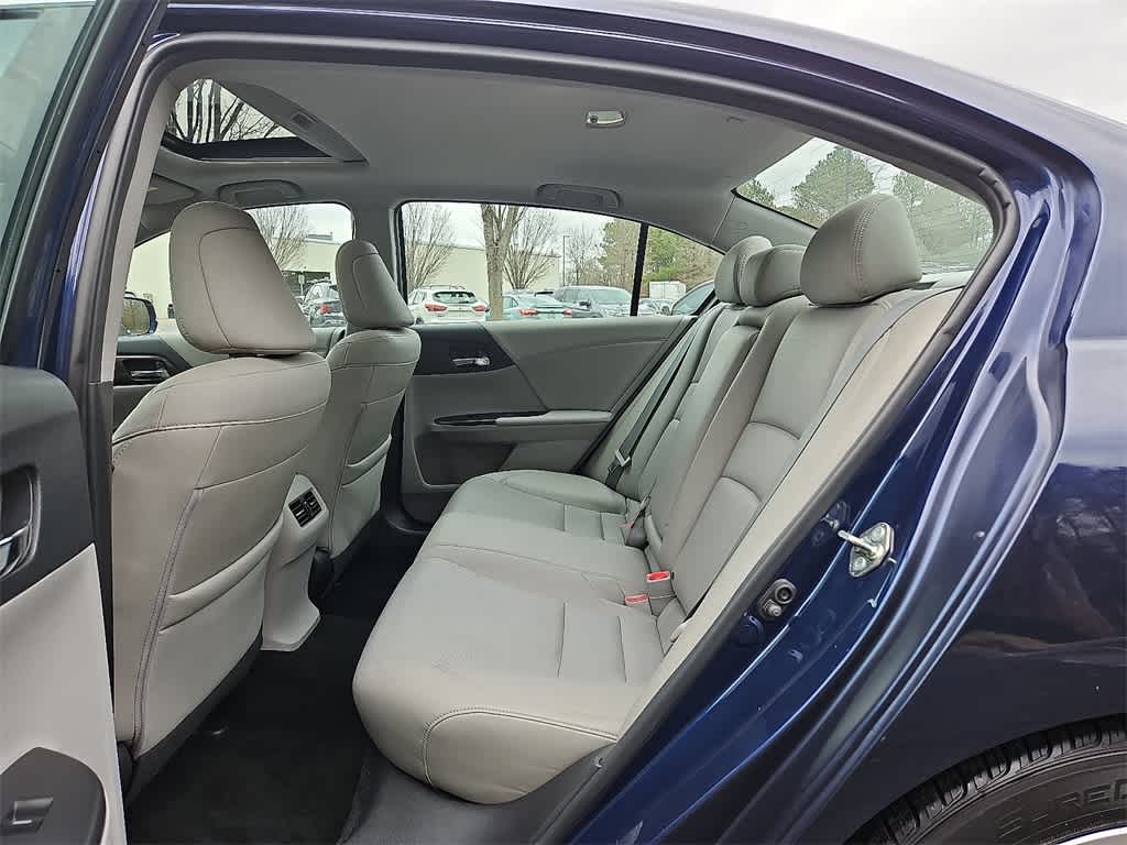 Thumbnail: 2017 Honda Accord - 9