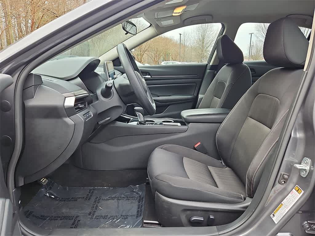 Thumbnail: 2024 Nissan Altima - 14