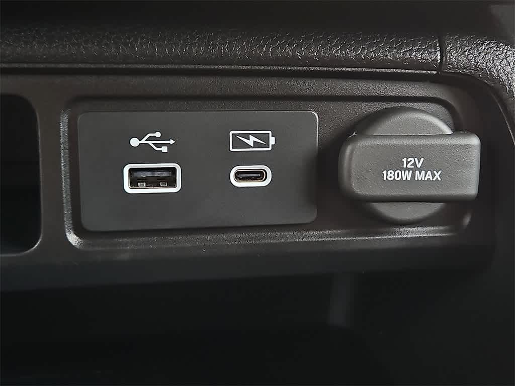 Thumbnail: 2023 Honda Pilot - 21