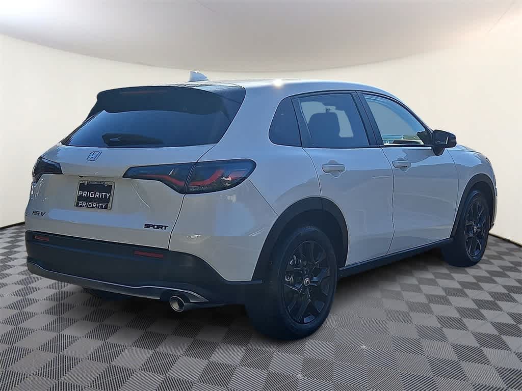 Thumbnail: 2025 Honda HR-V - 4