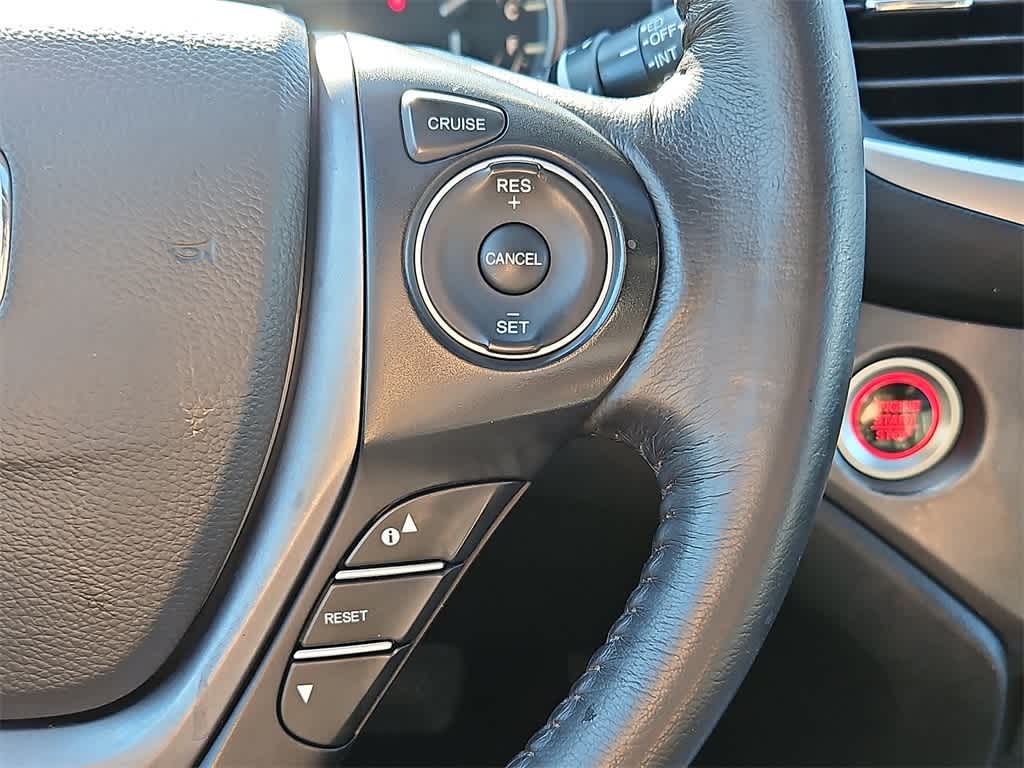 Thumbnail: 2018 Honda Pilot - 19