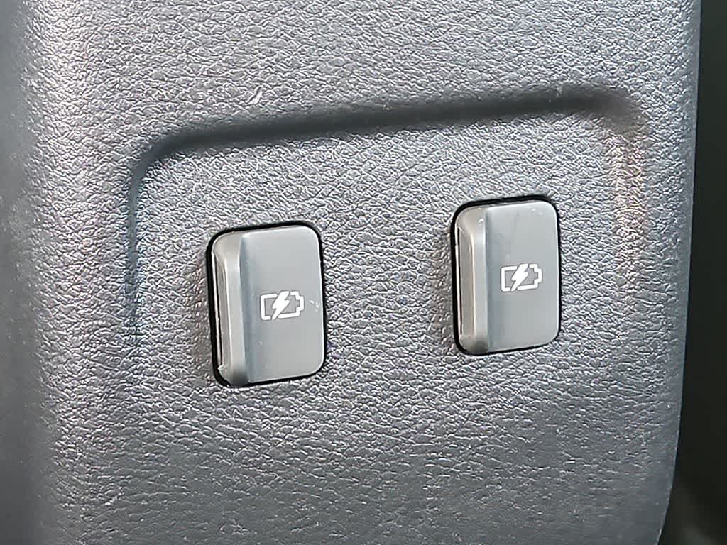 Thumbnail: 2023 Nissan Kicks - 11