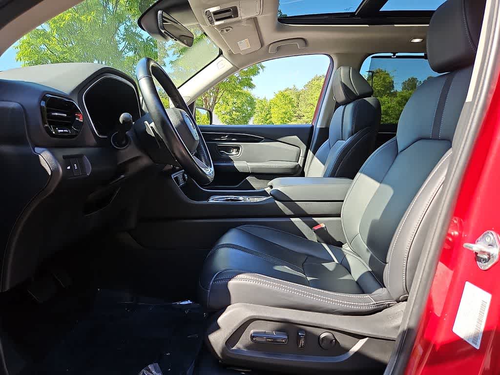 Thumbnail: 2023 Honda Pilot - 14