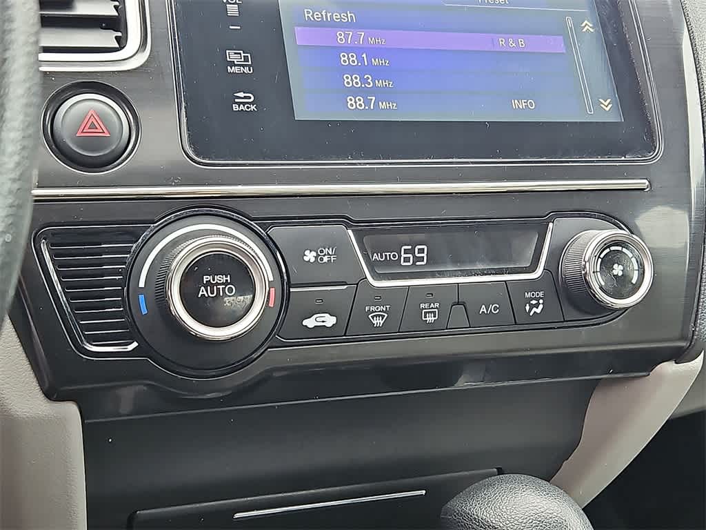 Thumbnail: 2015 Honda Civic - 16