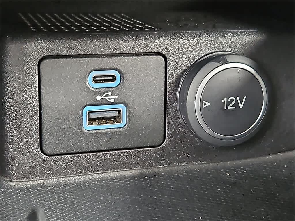 Thumbnail: 2021 Ford Escape - 20