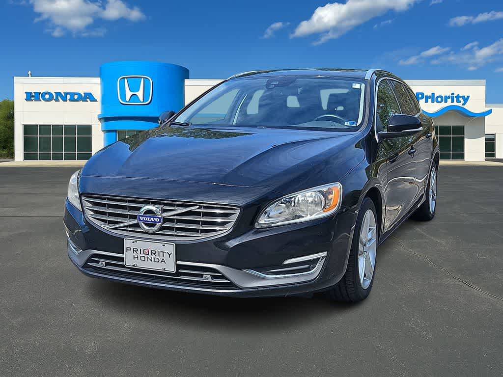 Thumbnail: 2015 Volvo V60 - 1