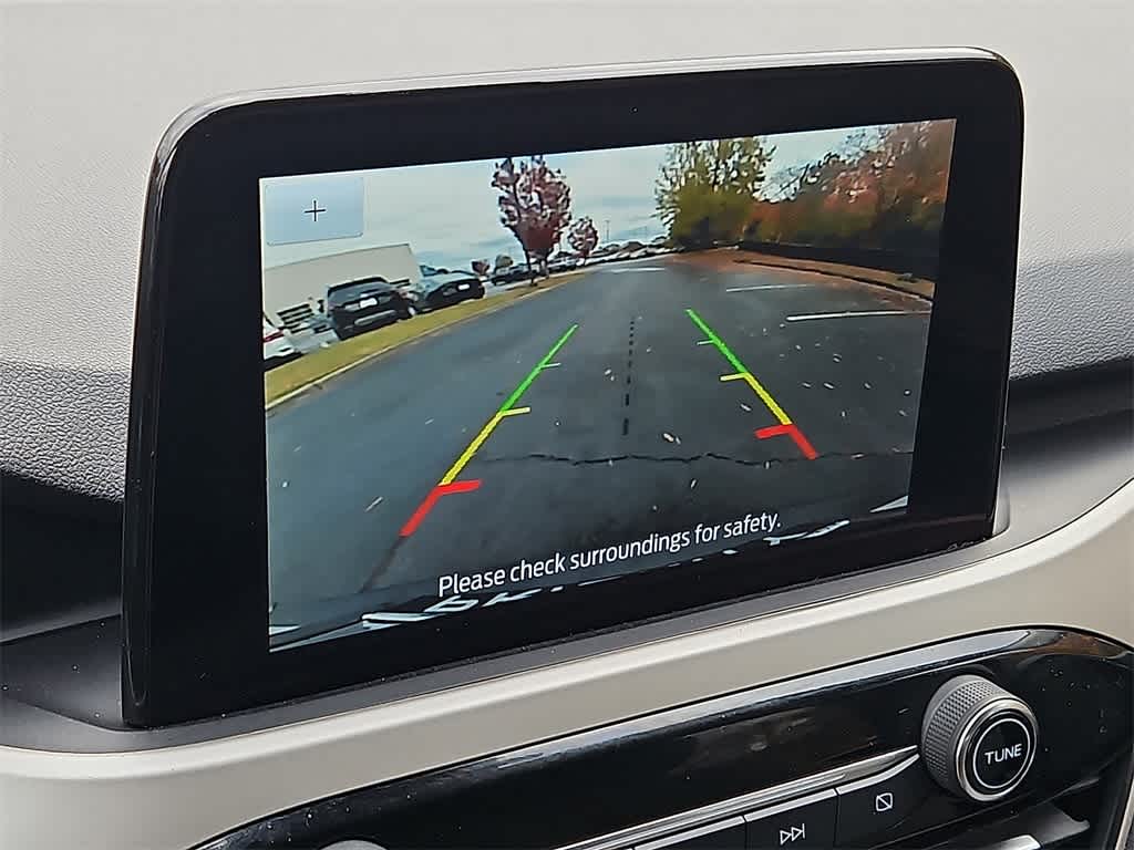 Thumbnail: 2021 Ford Escape - 14