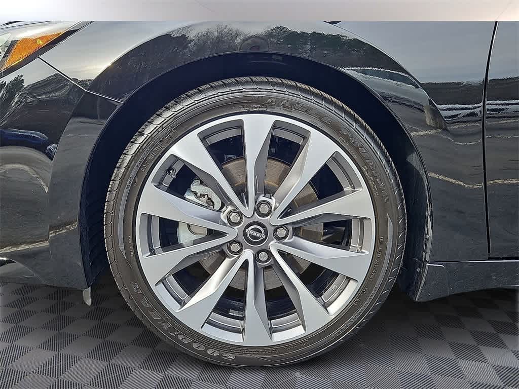 Thumbnail: 2023 Nissan Maxima - 7