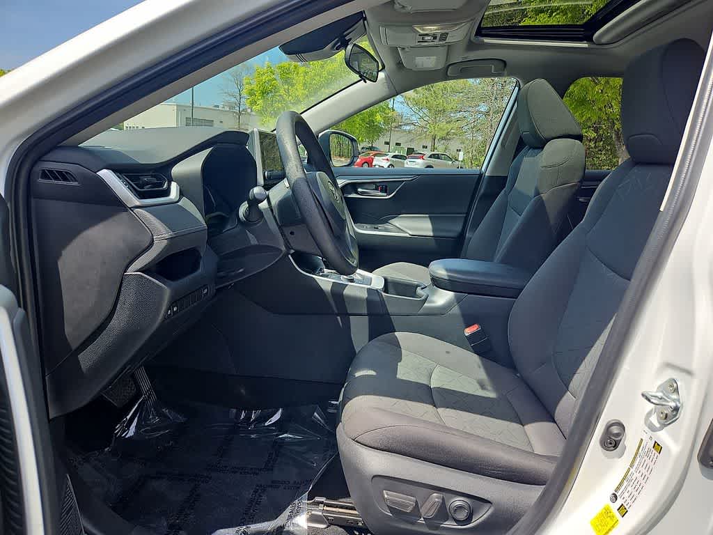 Thumbnail: 2024 Toyota RAV4 - 14