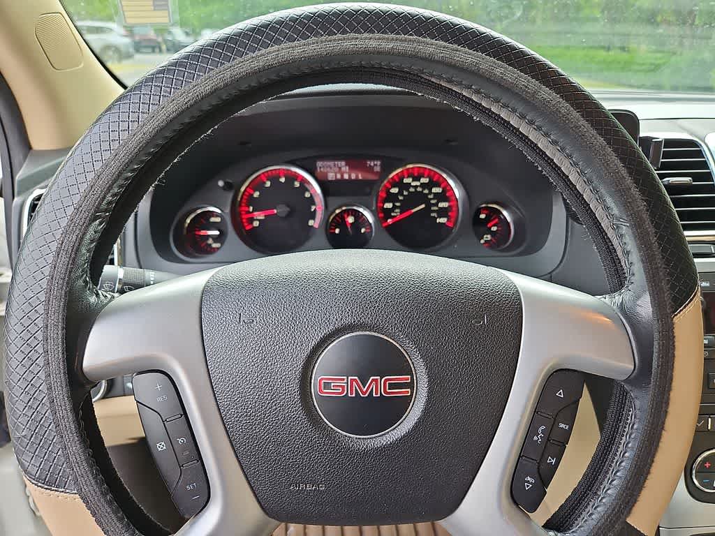 Thumbnail: 2012 GMC Acadia - 20
