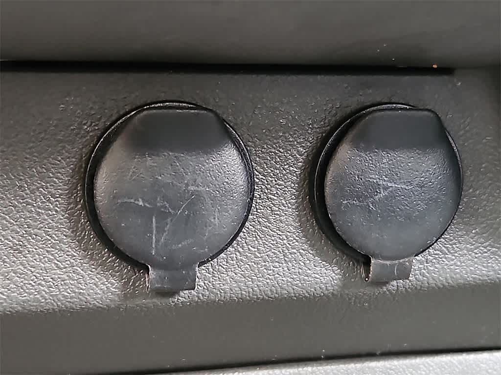 Thumbnail: 2006 Chevrolet Colorado - 16