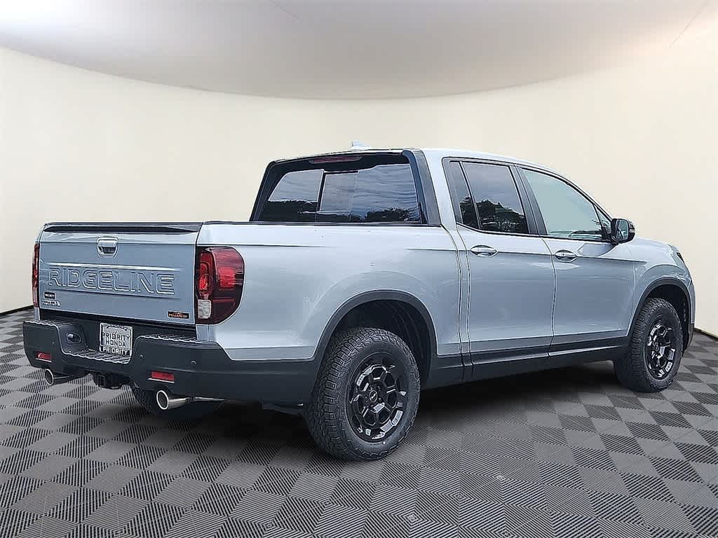 Thumbnail: 2025 Honda Ridgeline - 3