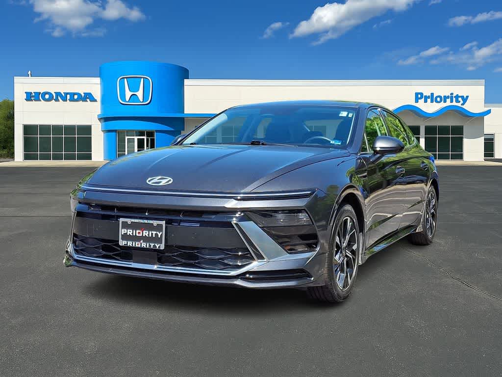 Thumbnail: 2025 Hyundai Sonata - 1