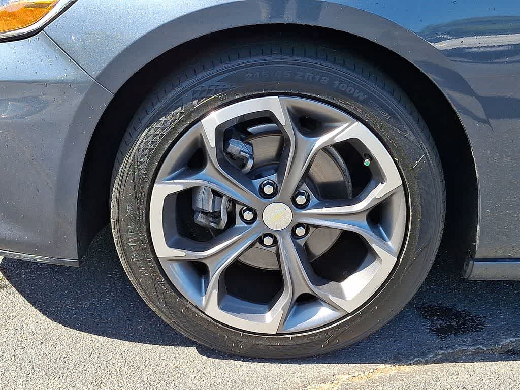 Thumbnail: 2020 Chevrolet Malibu - 9