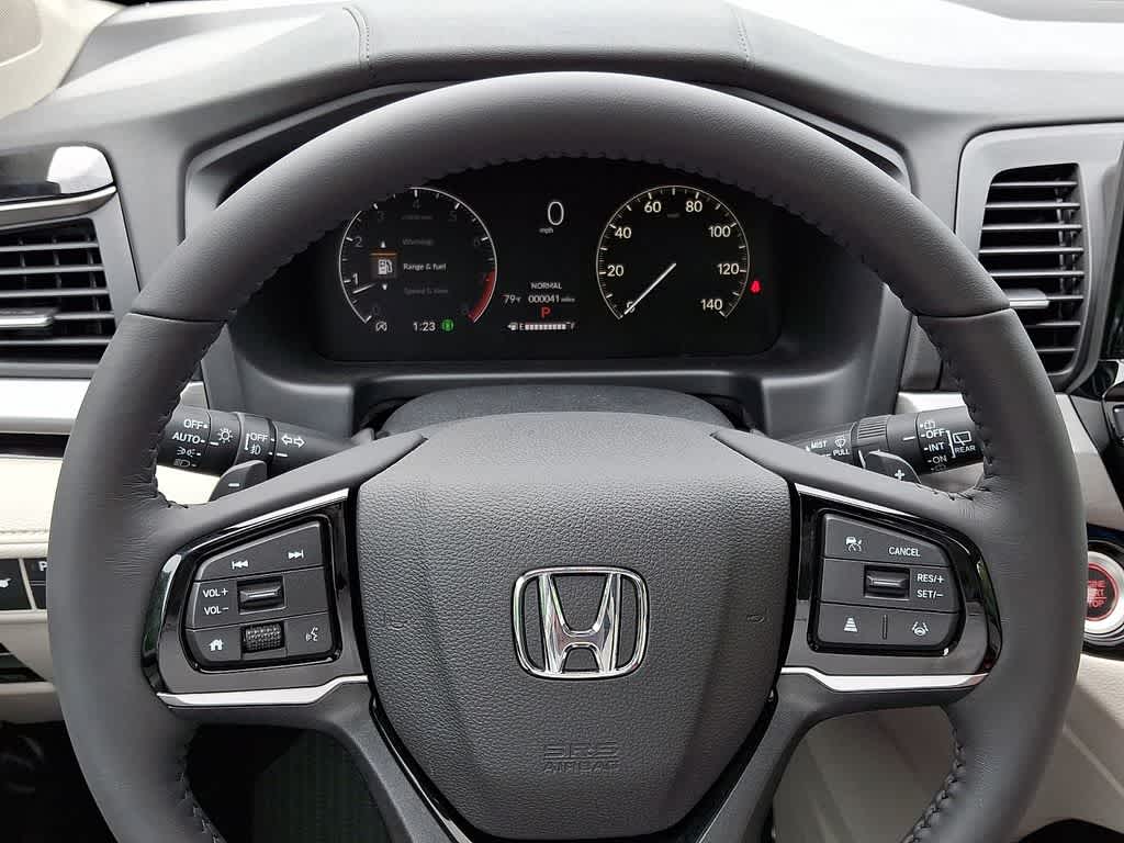 Thumbnail: 2026 Honda Odyssey - 15