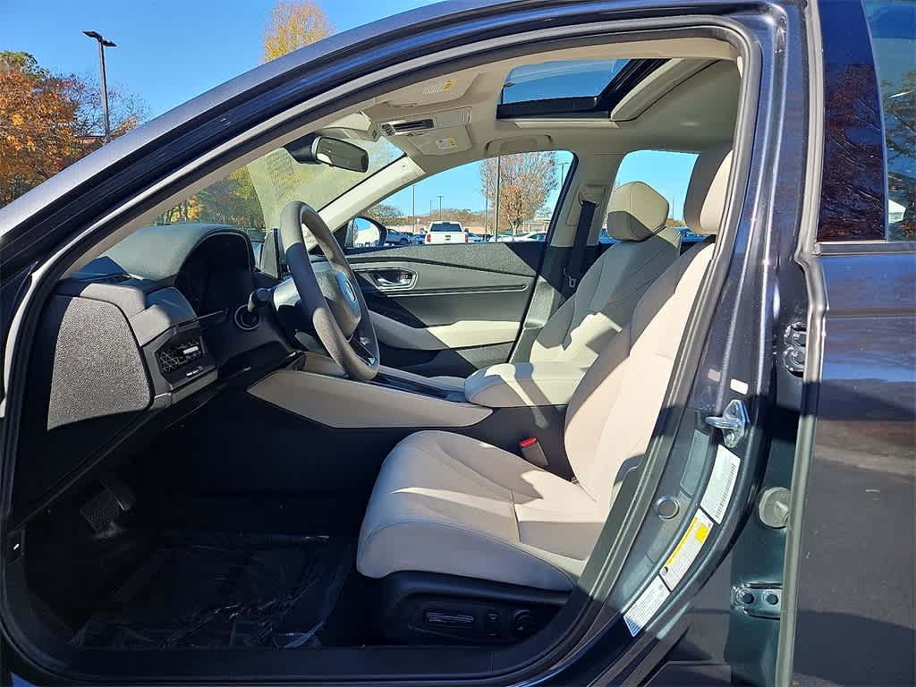 Thumbnail: 2024 Honda Accord - 13