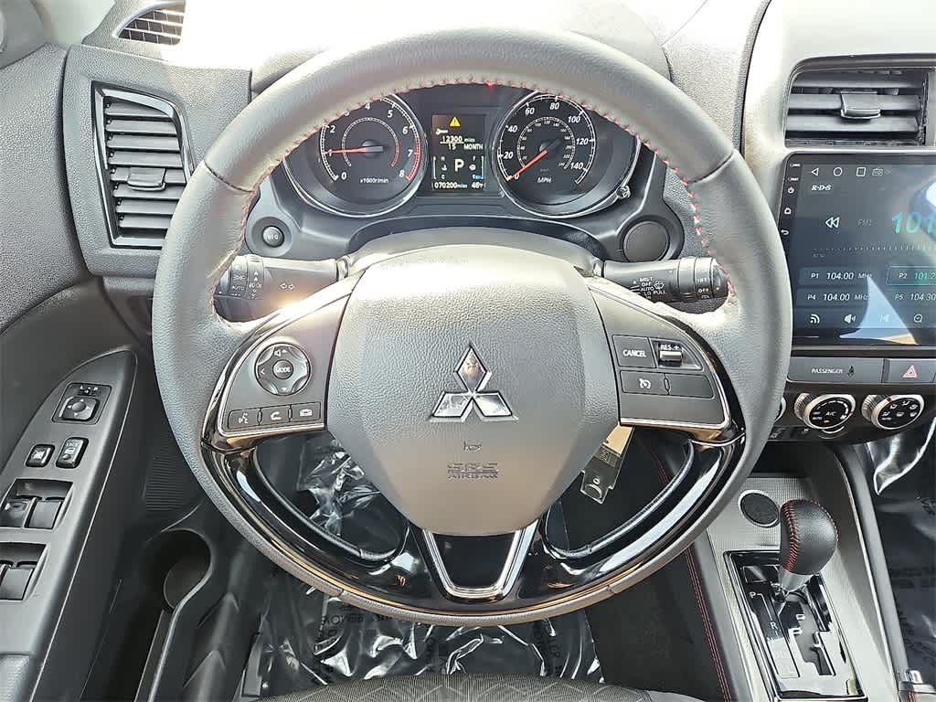 Thumbnail: 2021 Mitsubishi Outlander Sport - 18