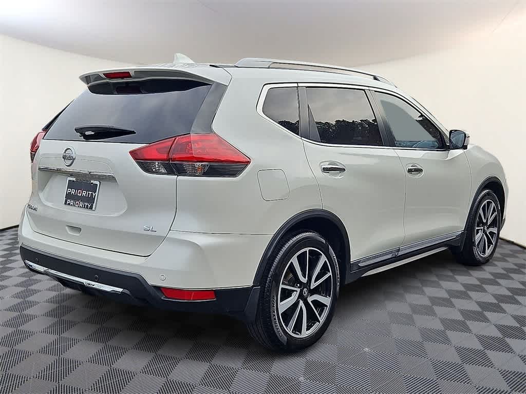 Thumbnail: 2020 Nissan Rogue - 4