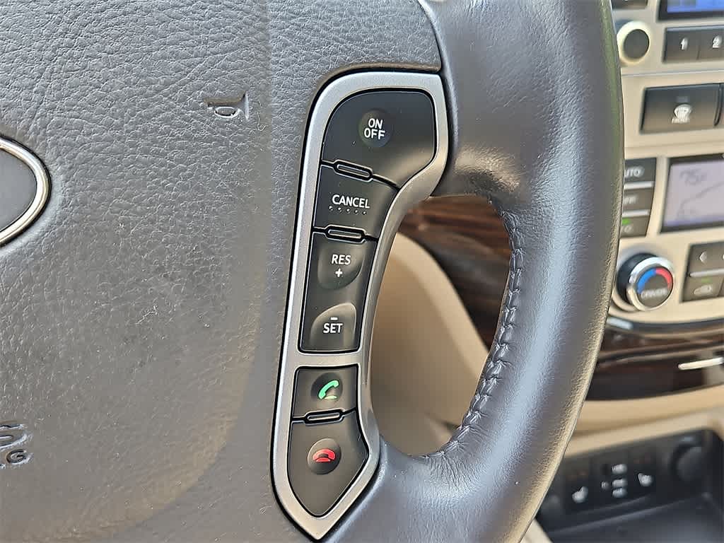 Thumbnail: 2012 Hyundai Santa Fe - 21