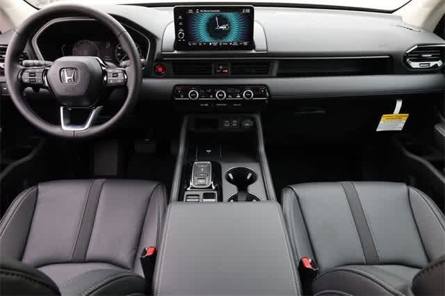 Thumbnail: 2024 Honda Pilot - 13