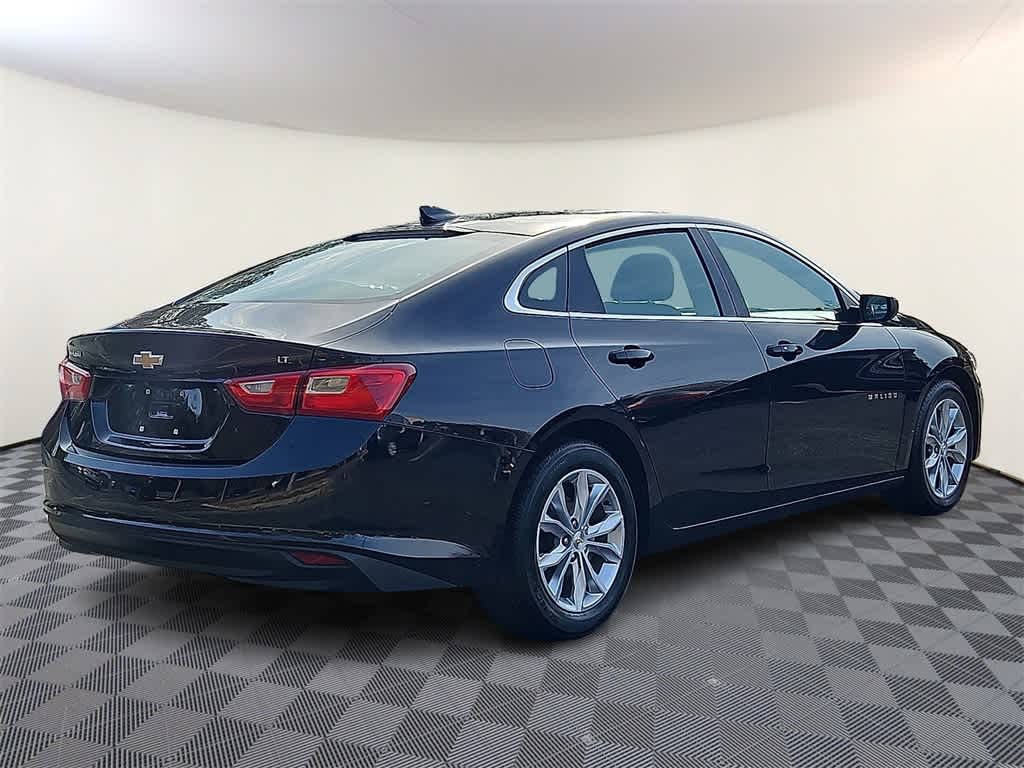 Thumbnail: 2023 Chevrolet Malibu - 4