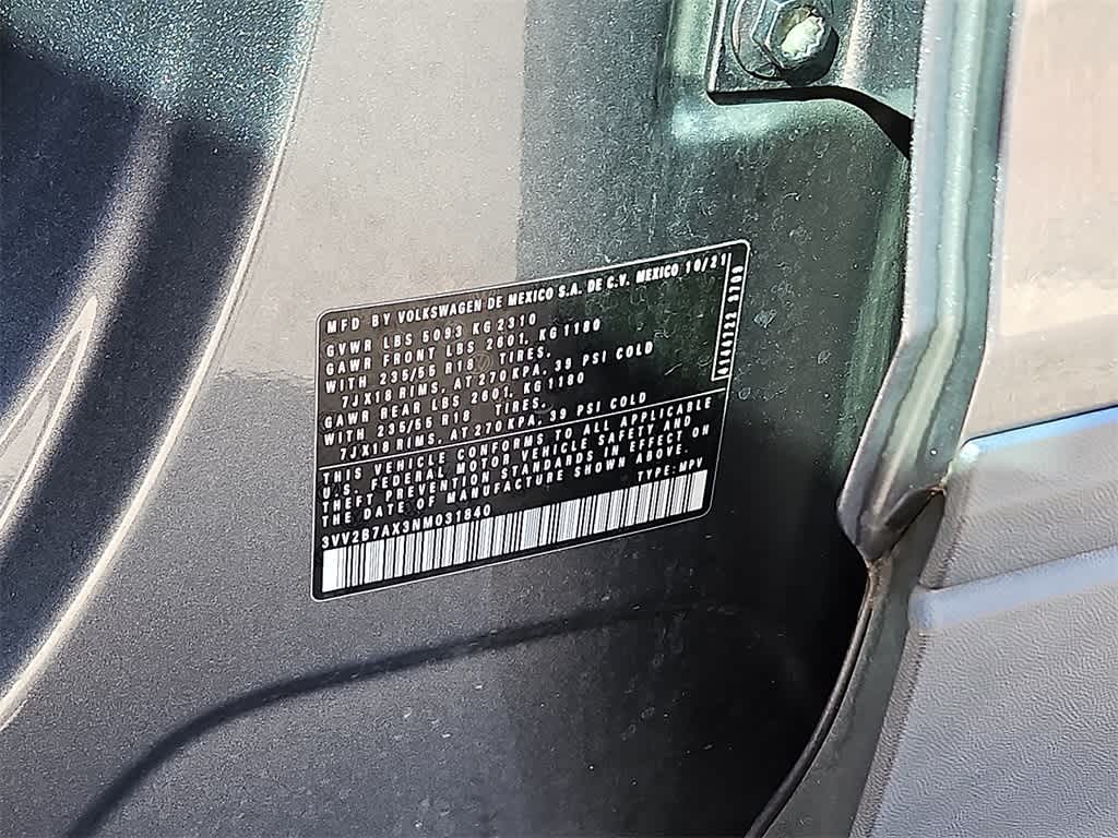 Thumbnail: 2022 Volkswagen Tiguan - 24