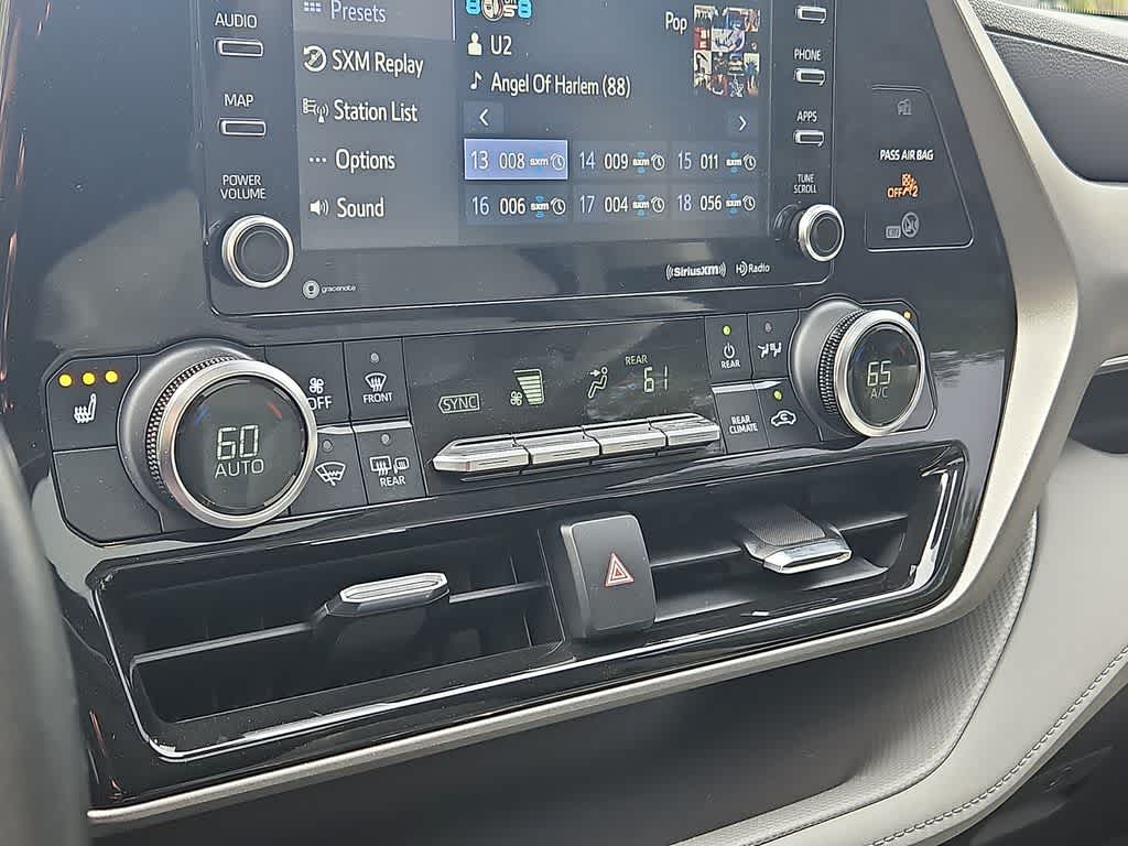 Thumbnail: 2022 Toyota Highlander - 18