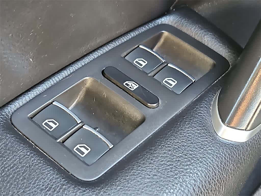 Thumbnail: 2022 Volkswagen Passat - 24