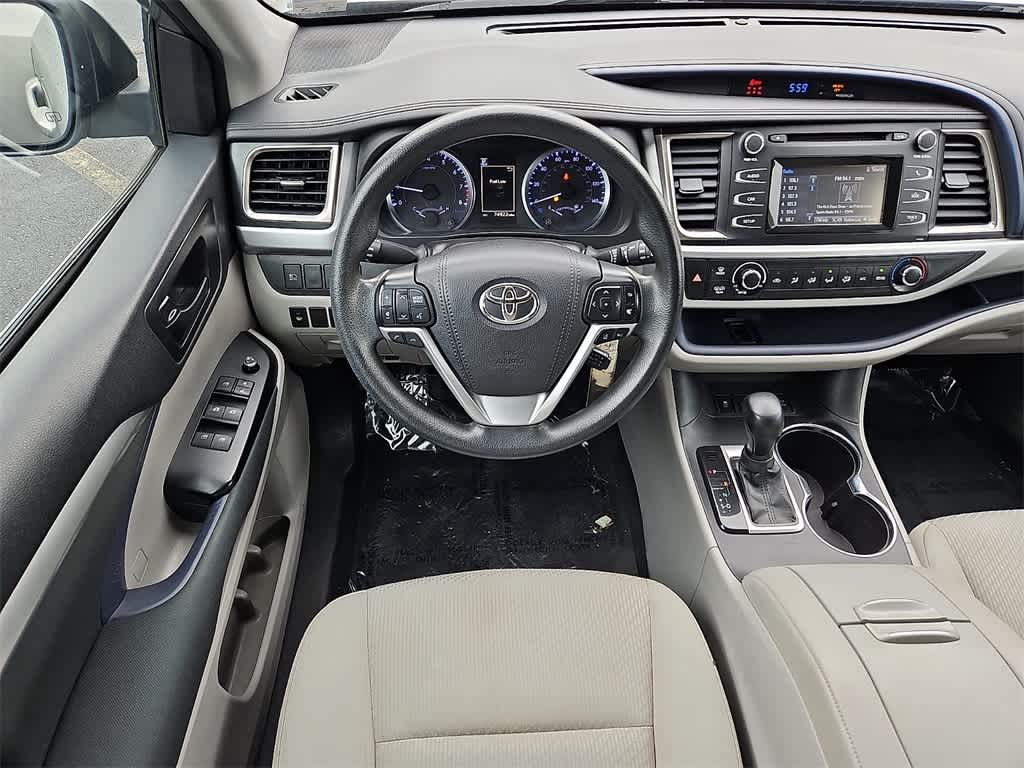 Thumbnail: 2019 Toyota Highlander - 13